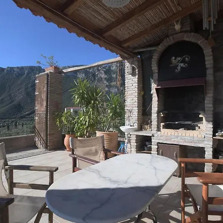 Stone House With Panoramic View Tiros
