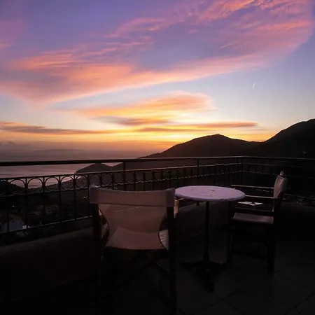Сasa de vacaciones Stone House With Panoramic View