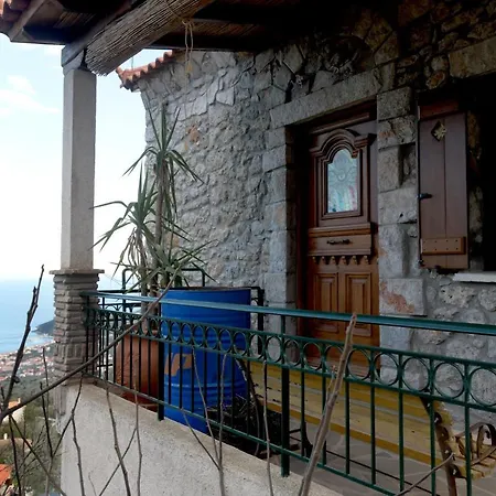 Feriehus Stone House With Panoramic View Tirós