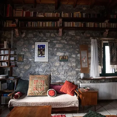 Feriehus Stone House With Panoramic View Tirós
