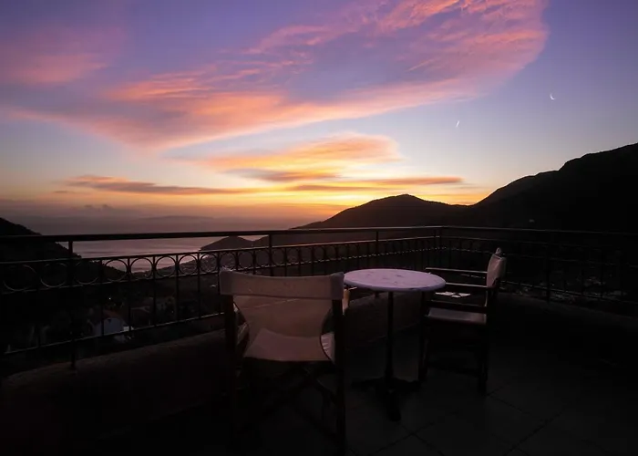 بيت للعطل Stone House With Panoramic View