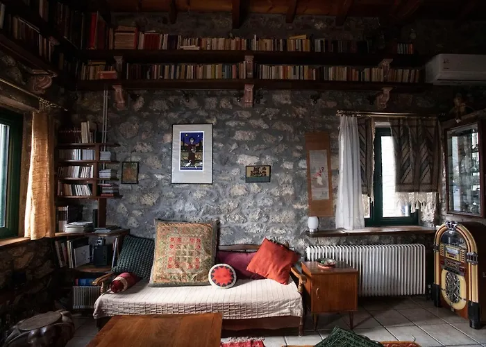 Ferienhaus Stone House With Panoramic View Tirós